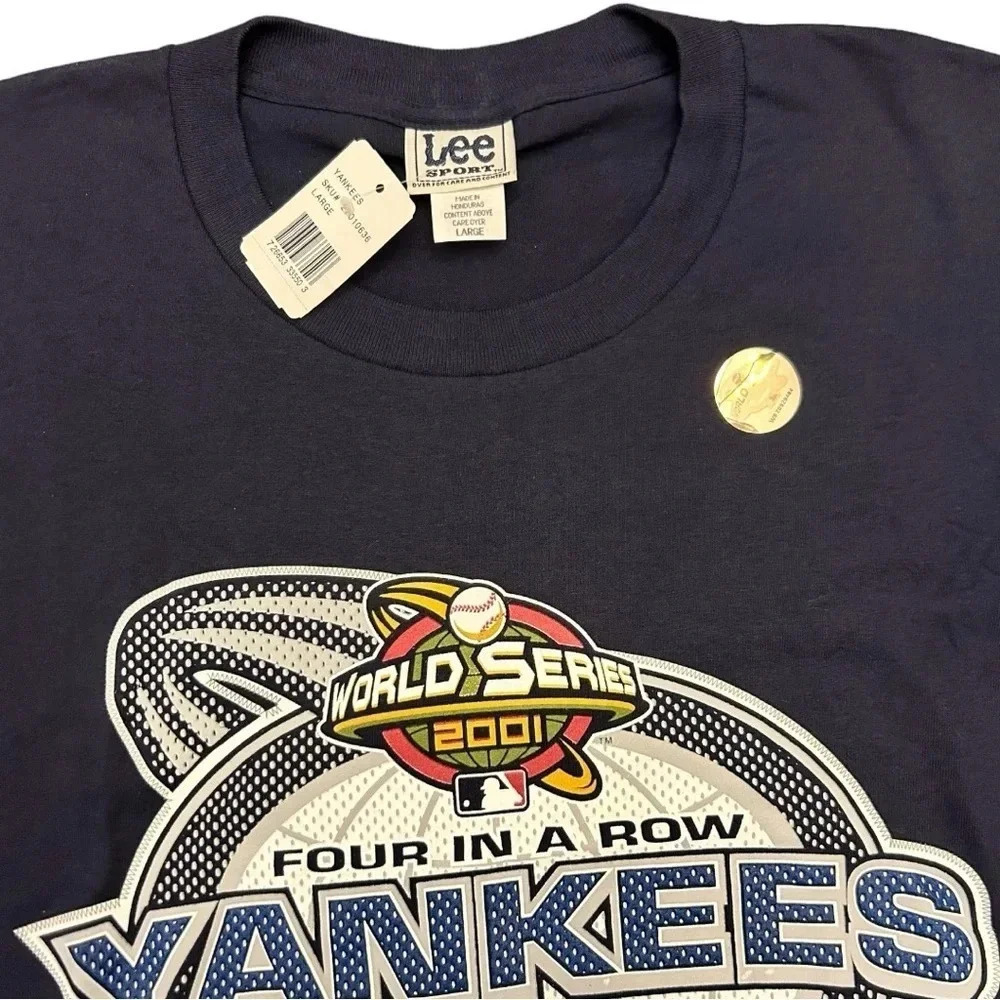 NY Yankees 2001 World Series Champions Navy T-Shirt Size L Vintage NWT - Picture 3 of 8